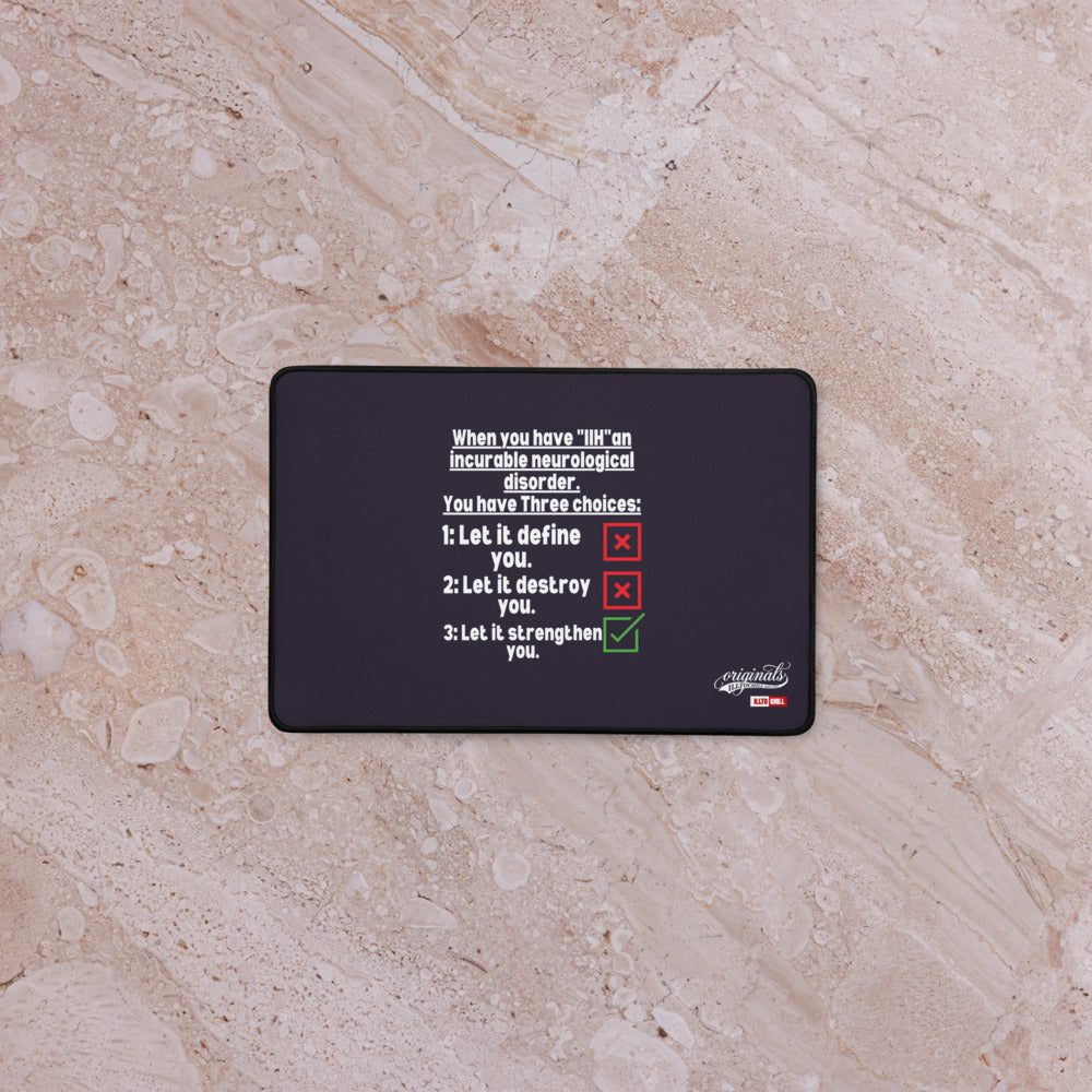 ILLTOCHILL IIH Desk_Mat