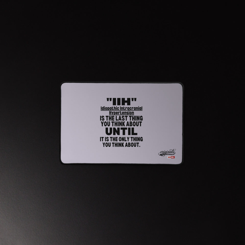 ILLTOCHILL IIH Desk_Mat
