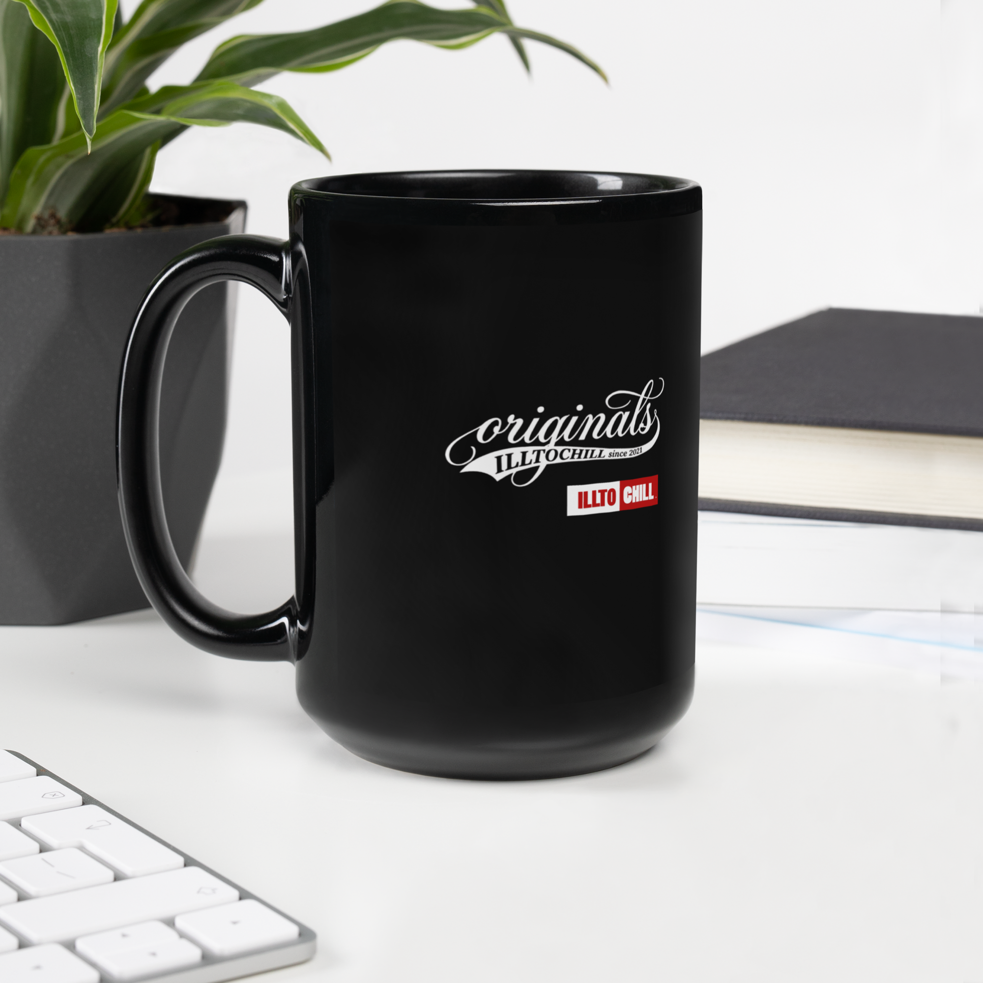 OCD and Caffeinated: Black Glossy Mug for Every Intrusive Thinker | ILLTOCHILL